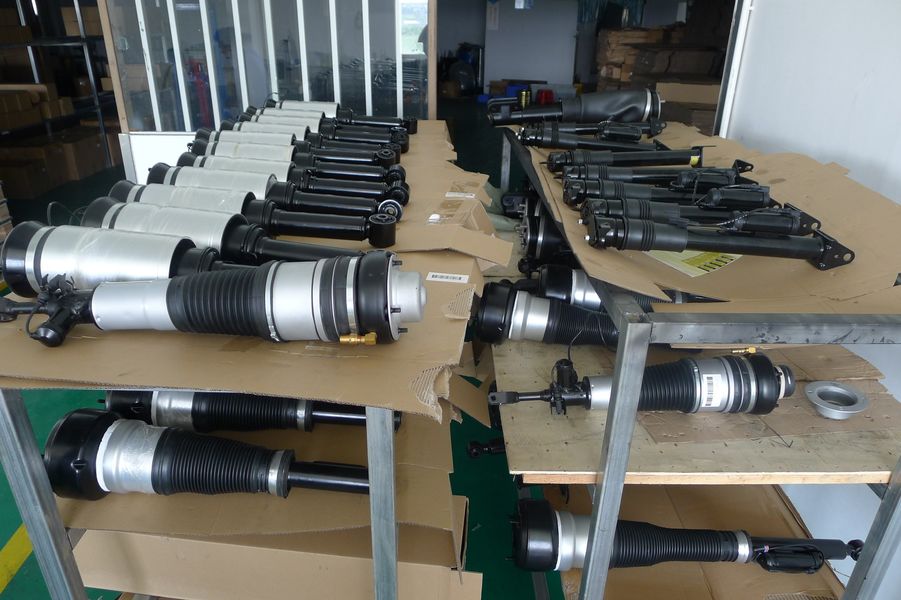 Guangzhou Jovoll Auto Parts Technology Co., Ltd. خط إنتاج الشركة المصنعة