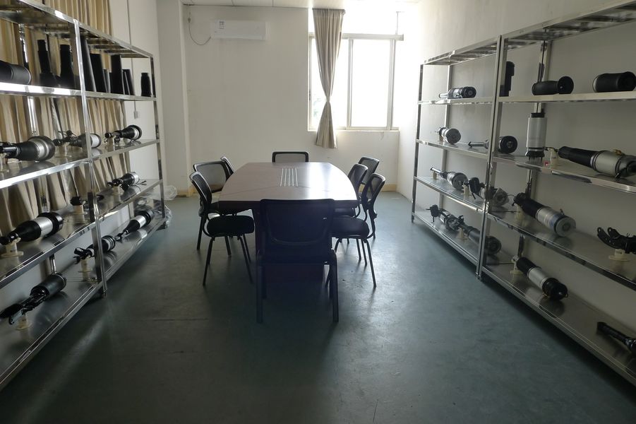 Guangzhou Jovoll Auto Parts Technology Co., Ltd. خط إنتاج الشركة المصنعة